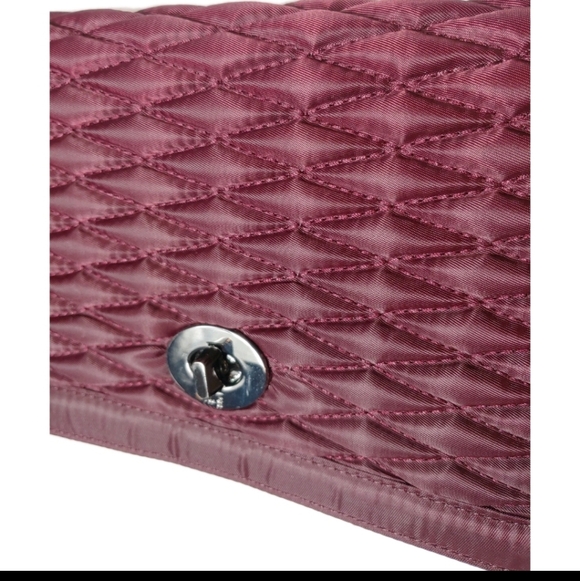 Lug Allegro NWOT Quilted Burgendy Crossbody Bag Outdoor Athleisure Travel Boho - Picture 12 of 16